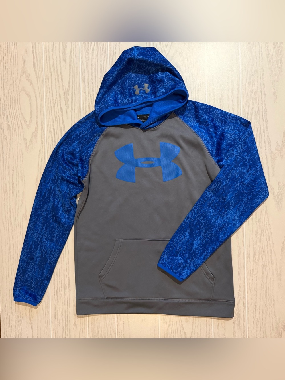 Under Armour Boys YXL Blue Gray Fleece Hoodie Pullover Athletic